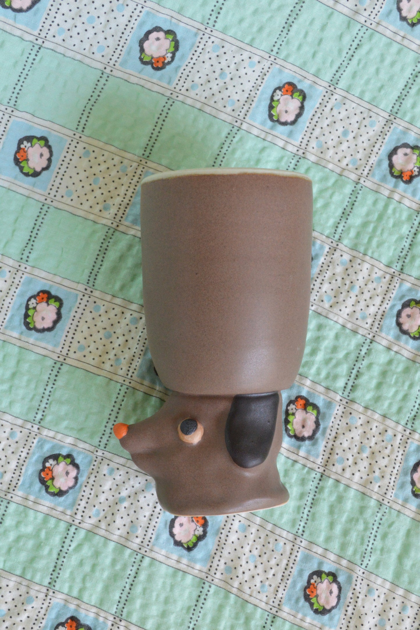 Dog Cup Sculpture~ Brown